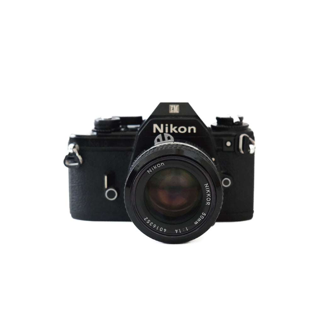 Nikon EM