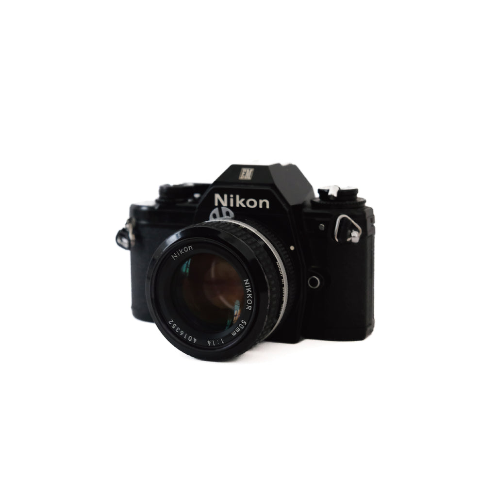 Nikon EM